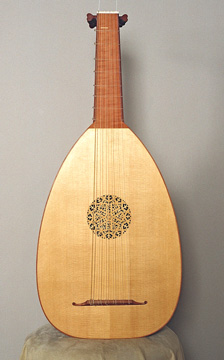 Front view of 6 course g' lute, 9 ribbed back, Grant Tomlinson -
Lutemaker